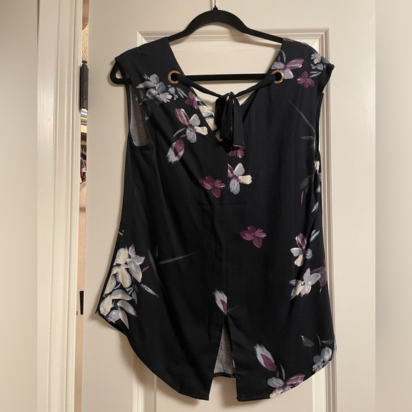 Bootlegger floral top - Picture 3 of 4